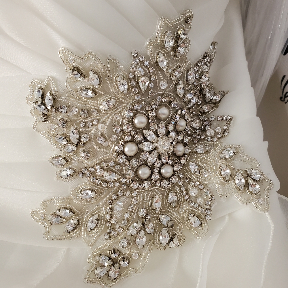 Wedding Dress Size 8 - Picture 3 of 3
